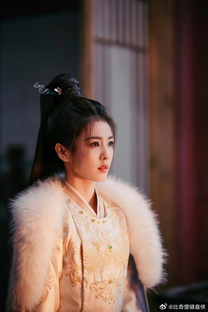 白鹿新剧KPI好重被预告的高能剧情拿捏！白鹿运筹帷幄太有戏，👖2 月 5 日，