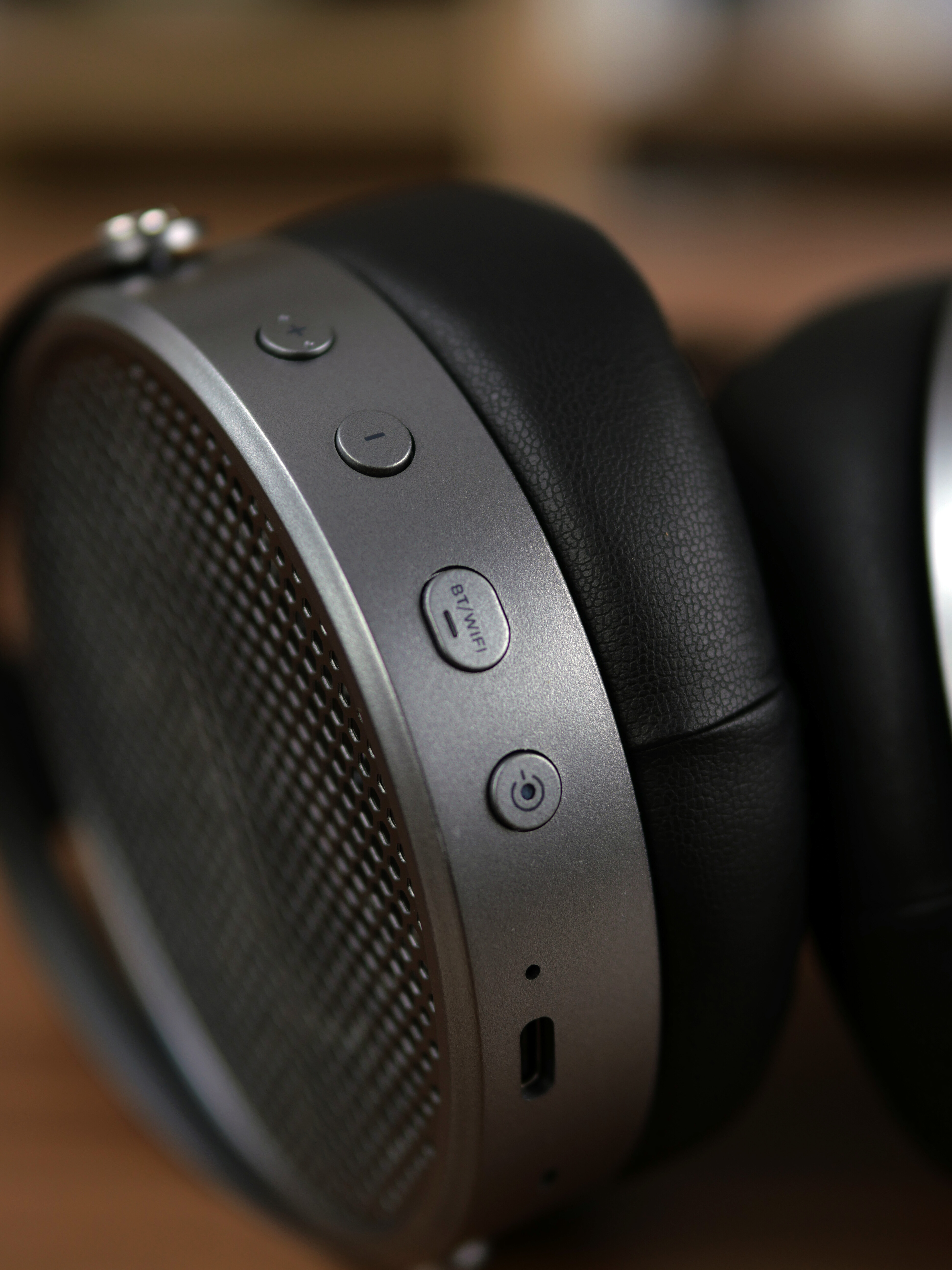 HIFIMAN HE6 WiFi，这是HIFIMAN家刚刚发布的全新WiFi耳机