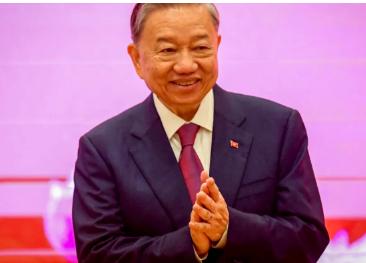 中越对话刚结束，越南直接拍板，自己的铁路只能中国来修，谁都抢不走。
 
近期中越