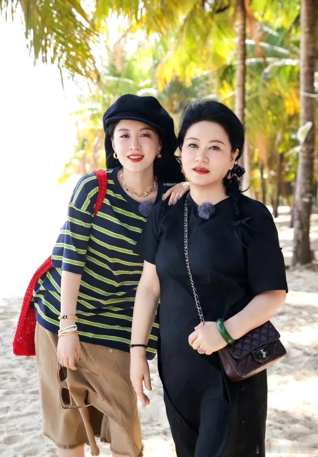 李嘉格真的太迁就她老公一家了！我最不能理解的是两件事：第一，彩礼钱她自己还贴了一