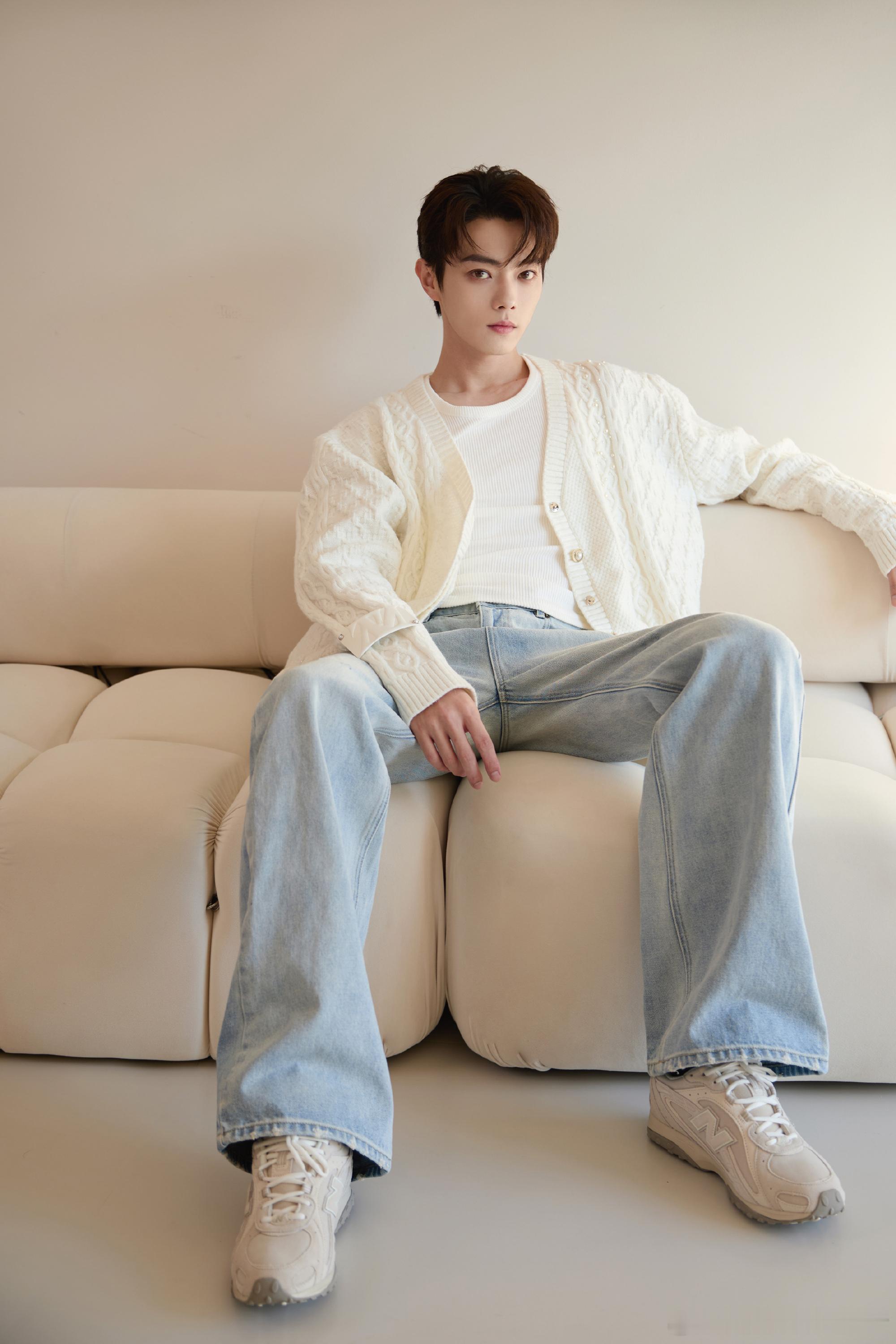 许凯午后营业照🤍💝 