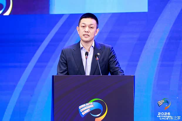 蔚来李斌：2026国内汽车零售量或跌超15%，纯电渗透率提升