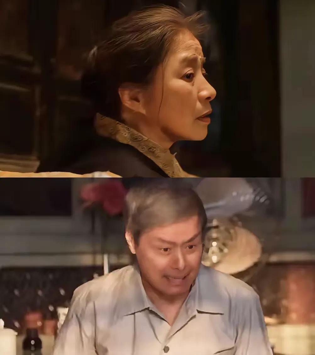 小巷人家父母偏心眼，郁豹豹他妈偏心弟弟应该也是这样的情况吧。

网上流传郁豹豹他
