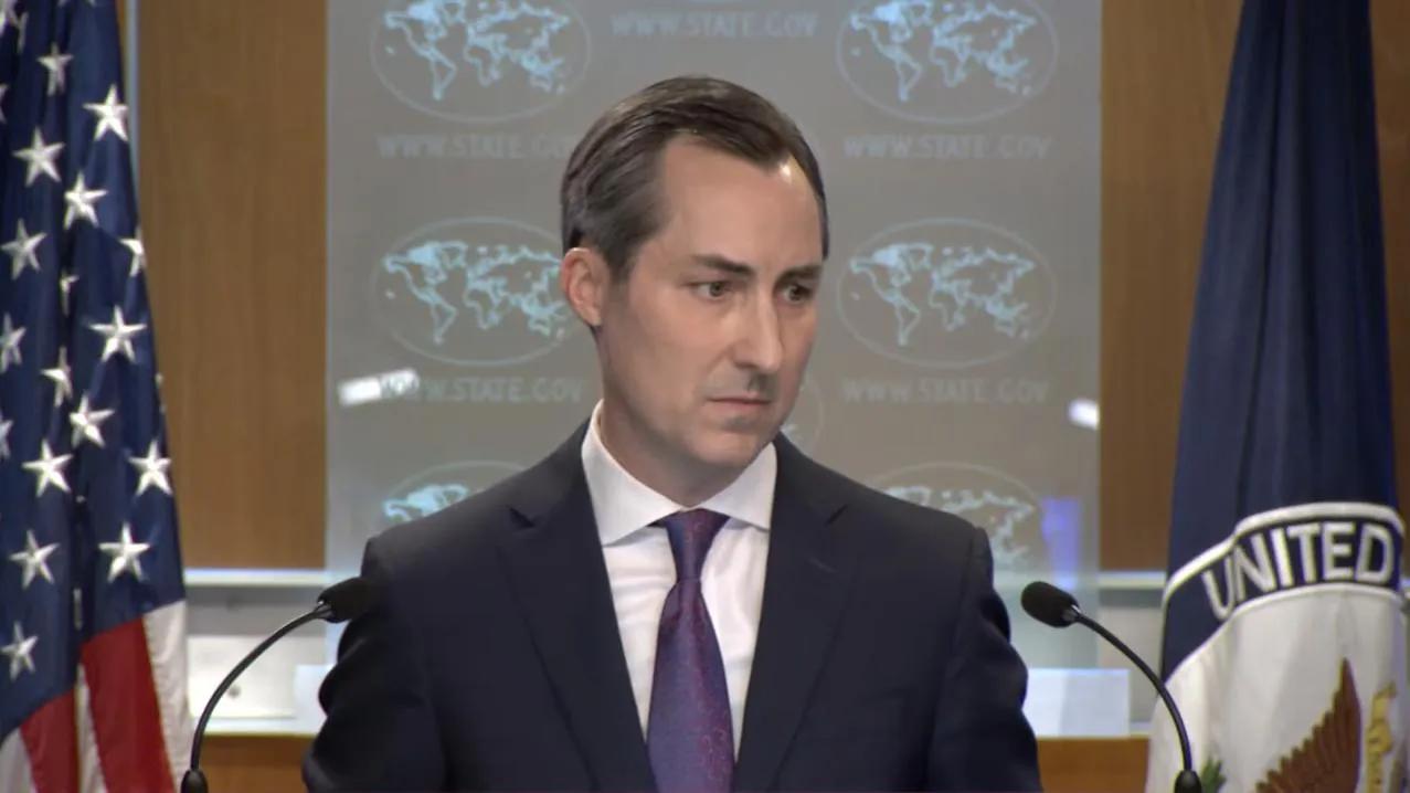 美国国务院发言人马修·米勒在新闻发布上表示，美国对中国限制其国内某些行业采购美国
