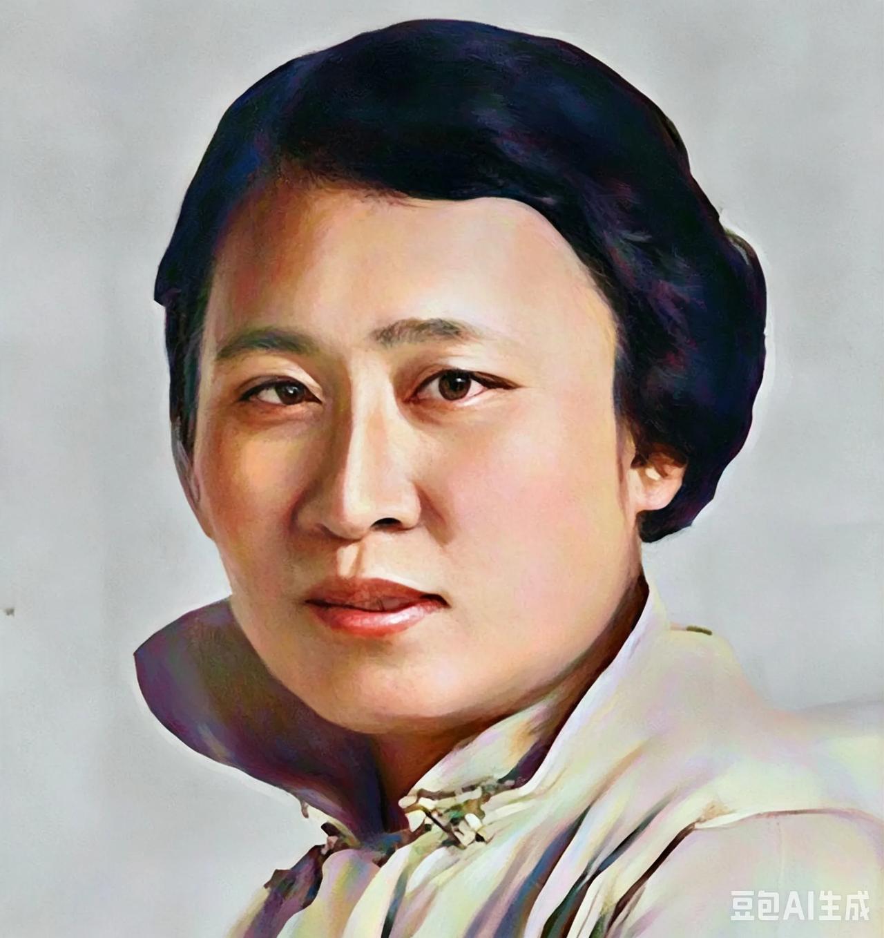 方君瑛1884年出生，福建侯官人，是同盟会早期革命女志士，也是汪精卫心中毕生难忘