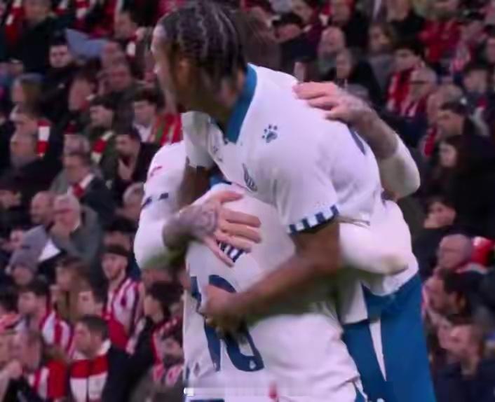 2-1逆转！西班牙人5连胜成西甲黑马 距欧冠区仅2分北京时间12月23日，西甲第