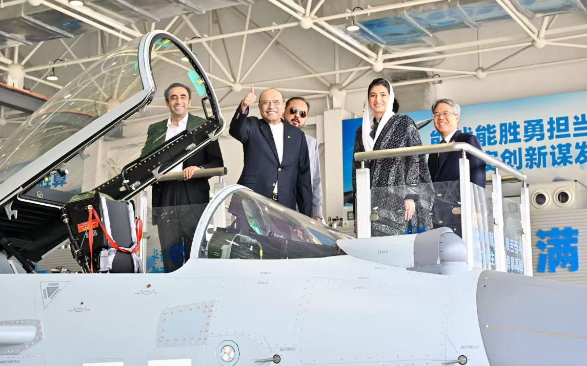 “巴铁击落印度空军四架阵风是手下留情”！按照英国著名航空杂志《空军月刊》，在20