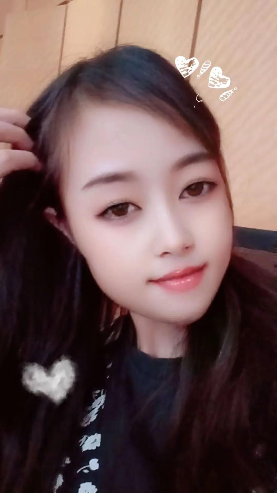 可甜可酷可温柔的小姐姐