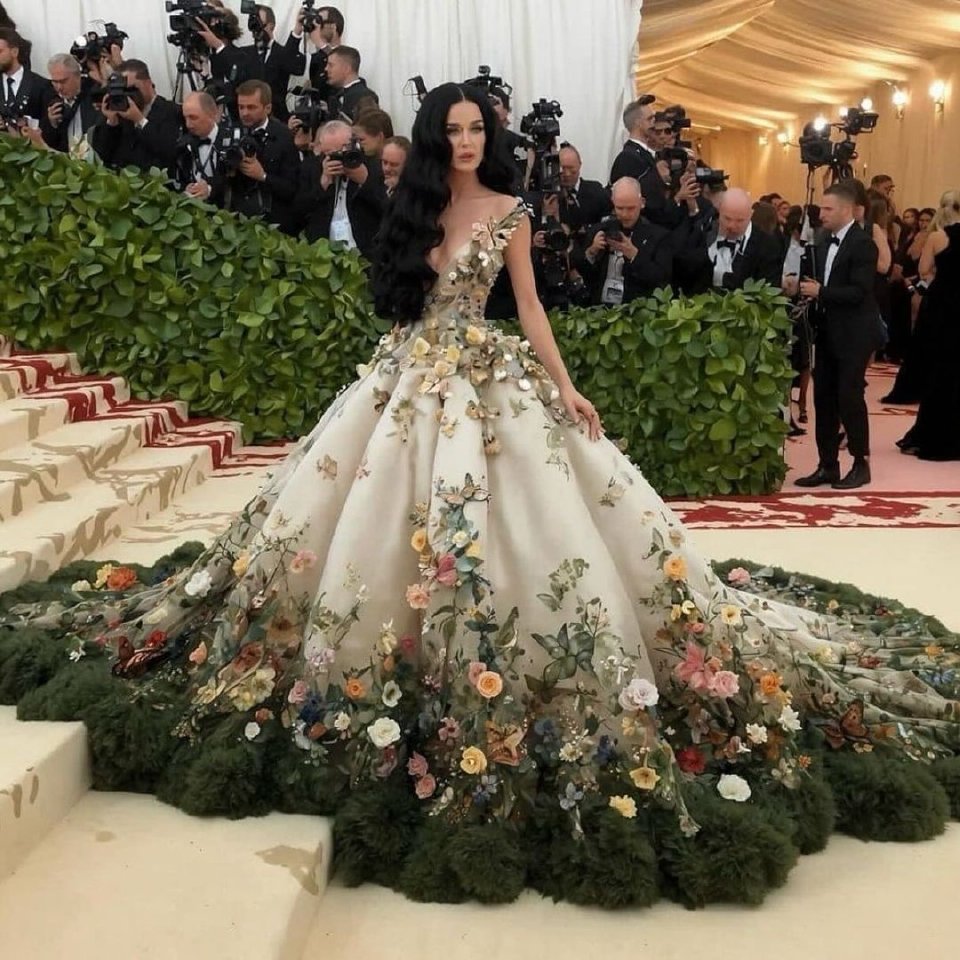 #AI水果姐亮相MetGala#粉丝用AI技术让水果姐亮相MetGala ​​​