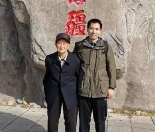 [太阳]1979年，内蒙古一对夫妻生下儿子不想要，连夜送给村里刚丧子的贫农：“这