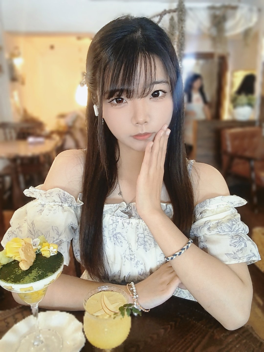 我不是笨啊 你没看过日漫吗 这种叫天然呆 