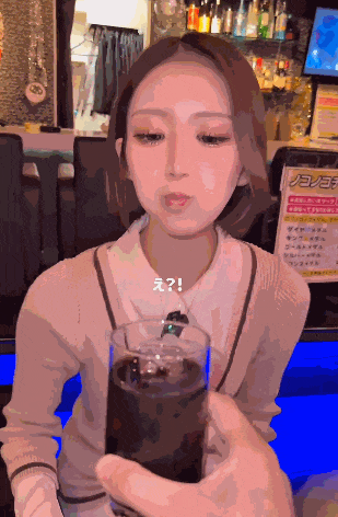 大阪酒吧店员往咖啡里口吐鲜奶，欲宣传店内特色服务小日子对“服务”的定位真的