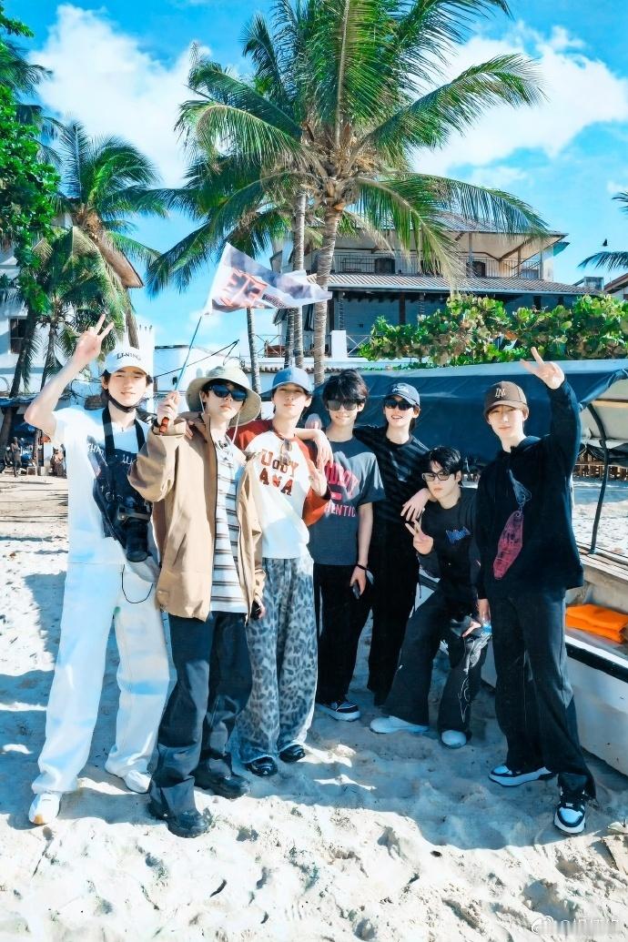 比时代少年团演唱会先来的是音乐节 时代少年团比演唱会先来的是音乐节 比时代少年团