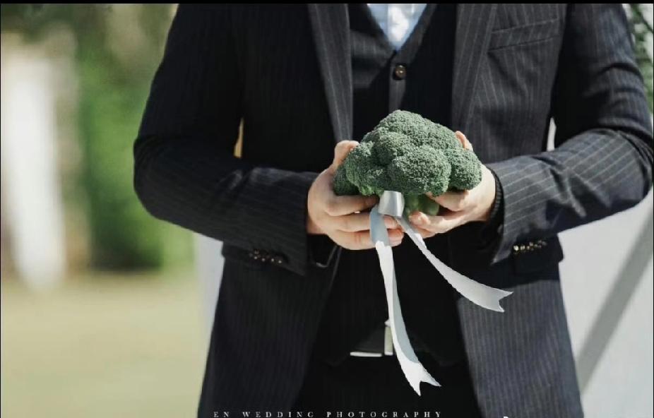 《黄子韬徐艺洋婚礼流程曝光，创意十足引关注》

近日，备受瞩目的黄子韬与徐艺洋婚