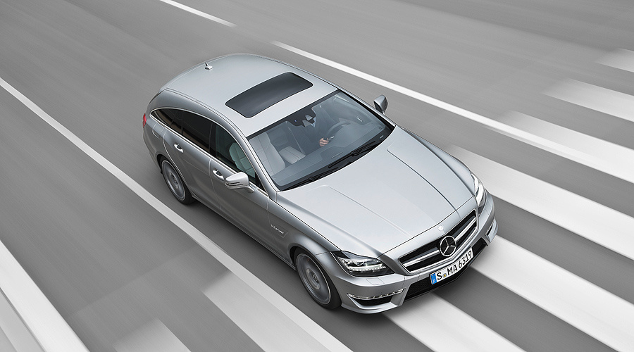 都是我觉得近些年“无比好看”的奔驰，只可惜已经很久没有出现过好看的奔驰了。 