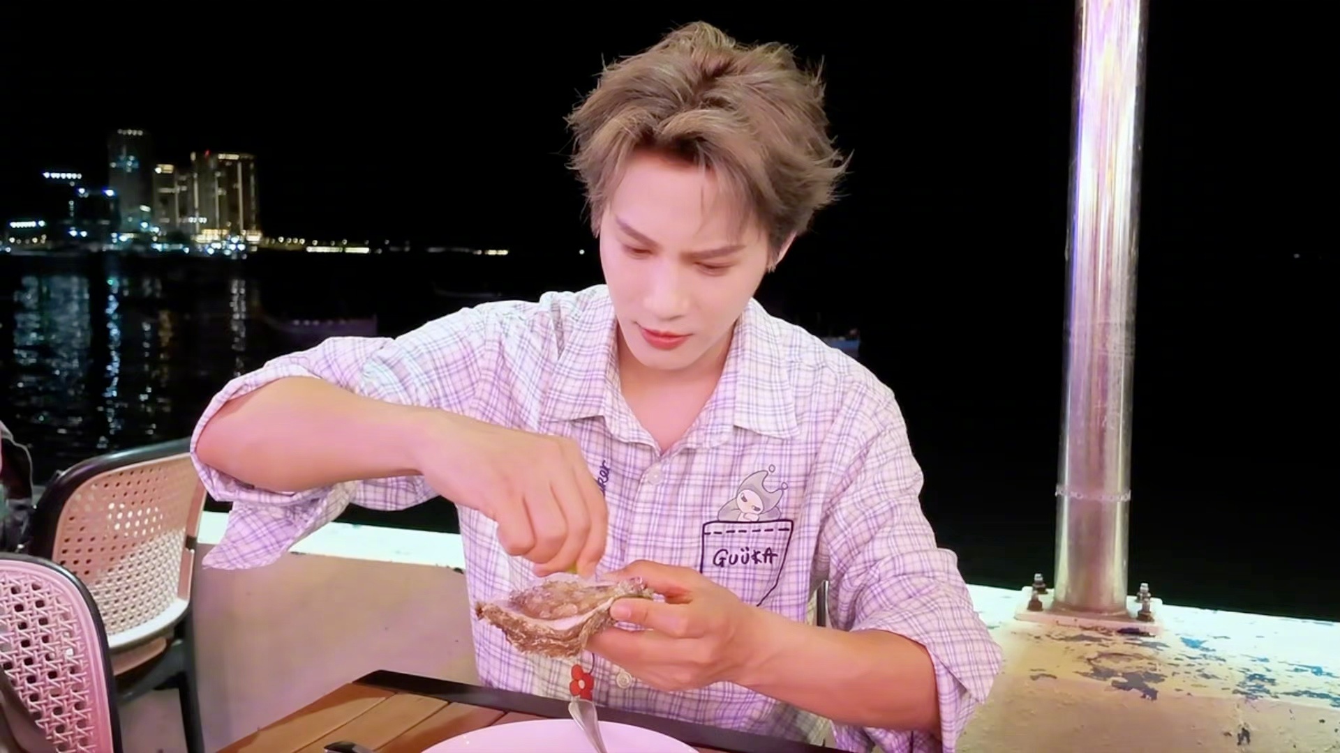郑业成马来食记 郑业成的马来西亚美食vlog太鲜活！轮番探店当地各色吃食，有惊艳