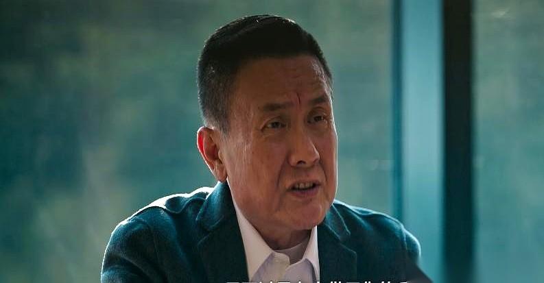 把年轻姑娘迷晕了送到床上，这事儿听着就够恶心的吧？
但看到《罚罪2》里弘沐寿那张