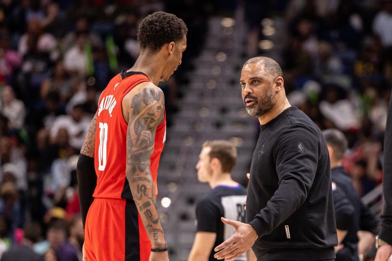 像雷霆、马刺这样主力阵容全员保持健康，本身就是非常难得。当然，这也和年龄有关，年