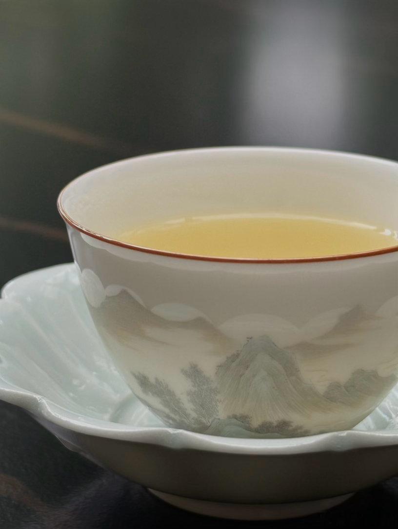 短视频每天推送讲茶，我一个职业做茶的都快听晕了😳无论他们讲什么，能把具体原料讲