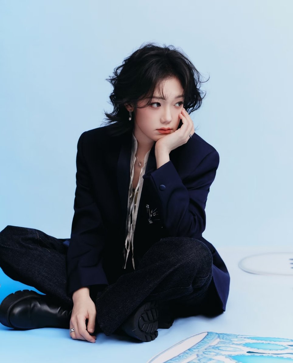 希林娜依高伯克利七年没毕业希林娜依高担心被春晚毕业 希林娜依高担心被春晚毕业，希