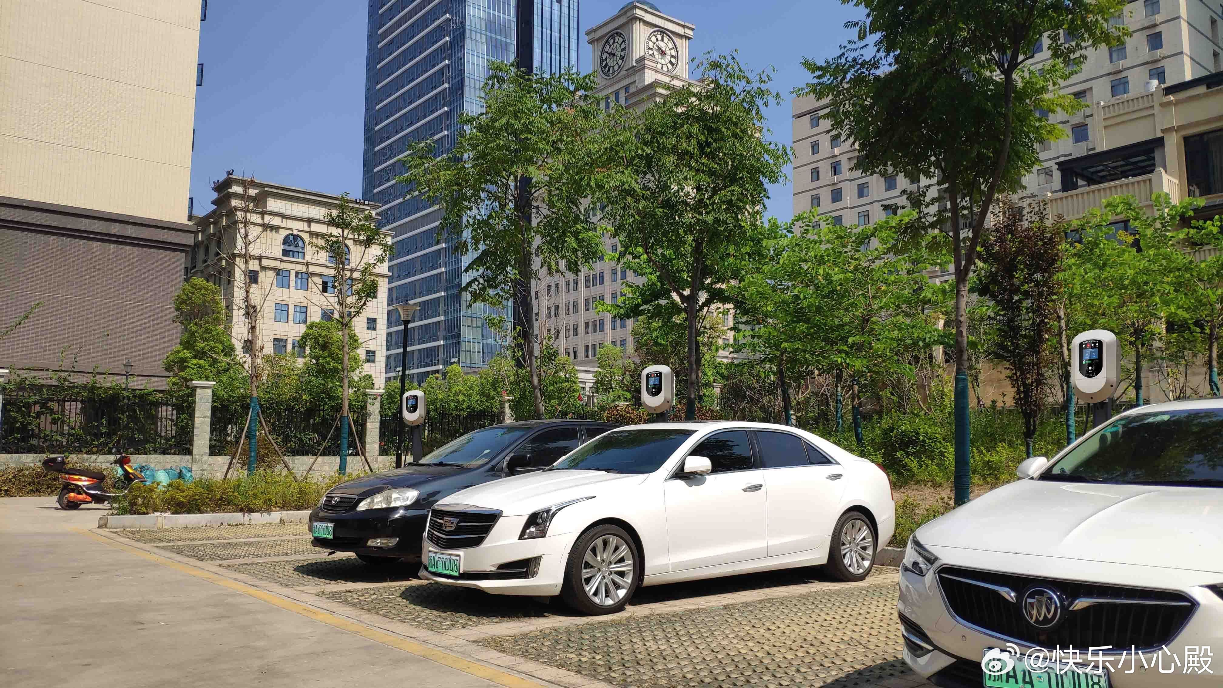 驴充充：全场景充电解决方案专家，让新能源触手可及！在新能源汽车普及和绿色出行意识