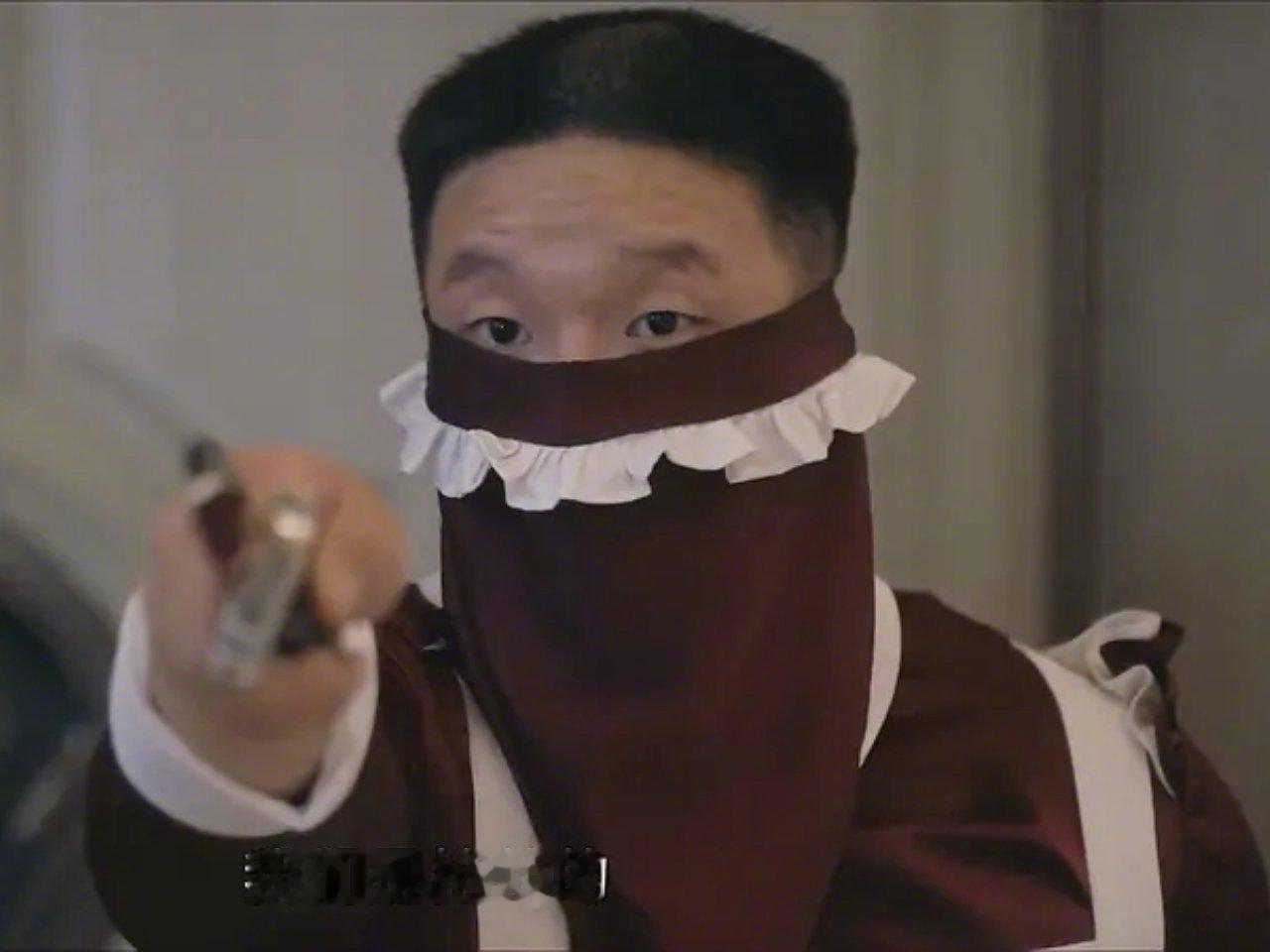 最近在看低智商犯罪已经有点儿没法直视这么正常的烧饼了，剧里演得太自然了😂 