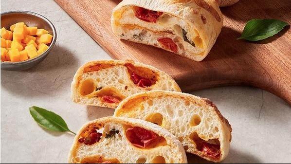 恰巴塔爆火，刚好踩中年轻人的需求

恰巴塔其实很早就进入国内市场了，之前一直不温