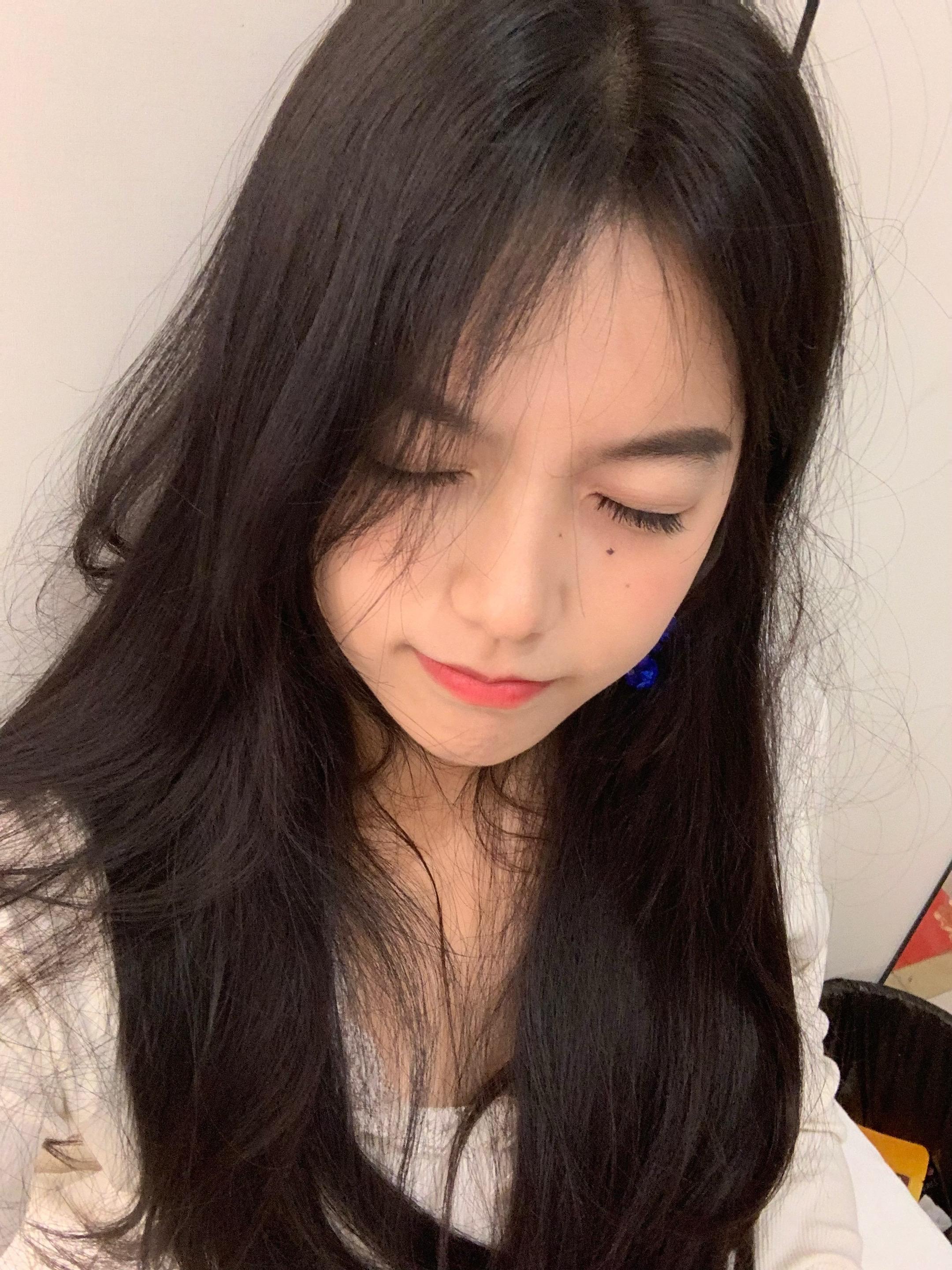 卖萌被打掉三颗牙