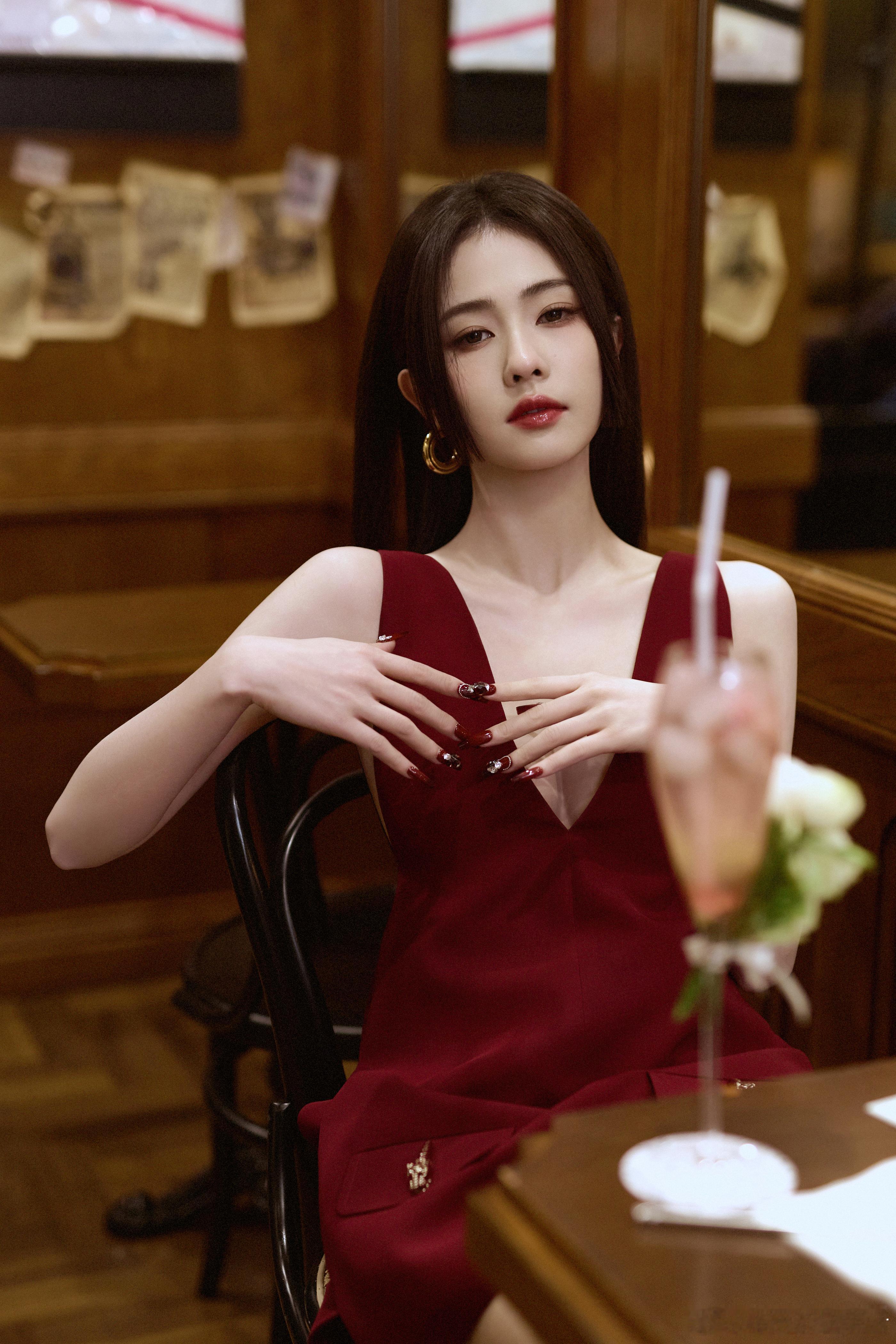 白鹿wow！！公主切鹿！！少见的风格！蛮美的！ ​​​