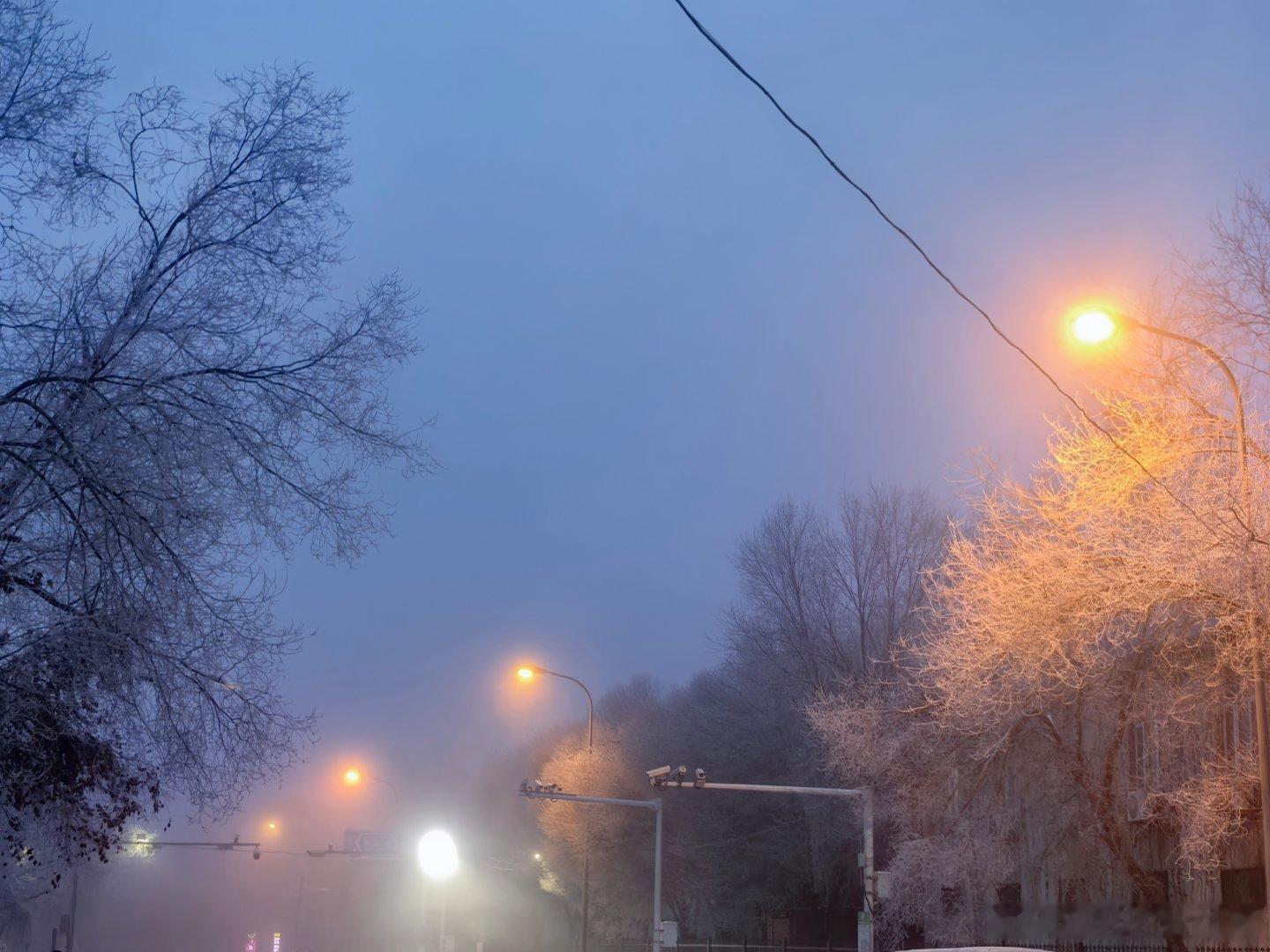 每日一善   🔅每日‬一善 🔅阳光‬‬信用‬ 人人存善念，并能日行一善，则个