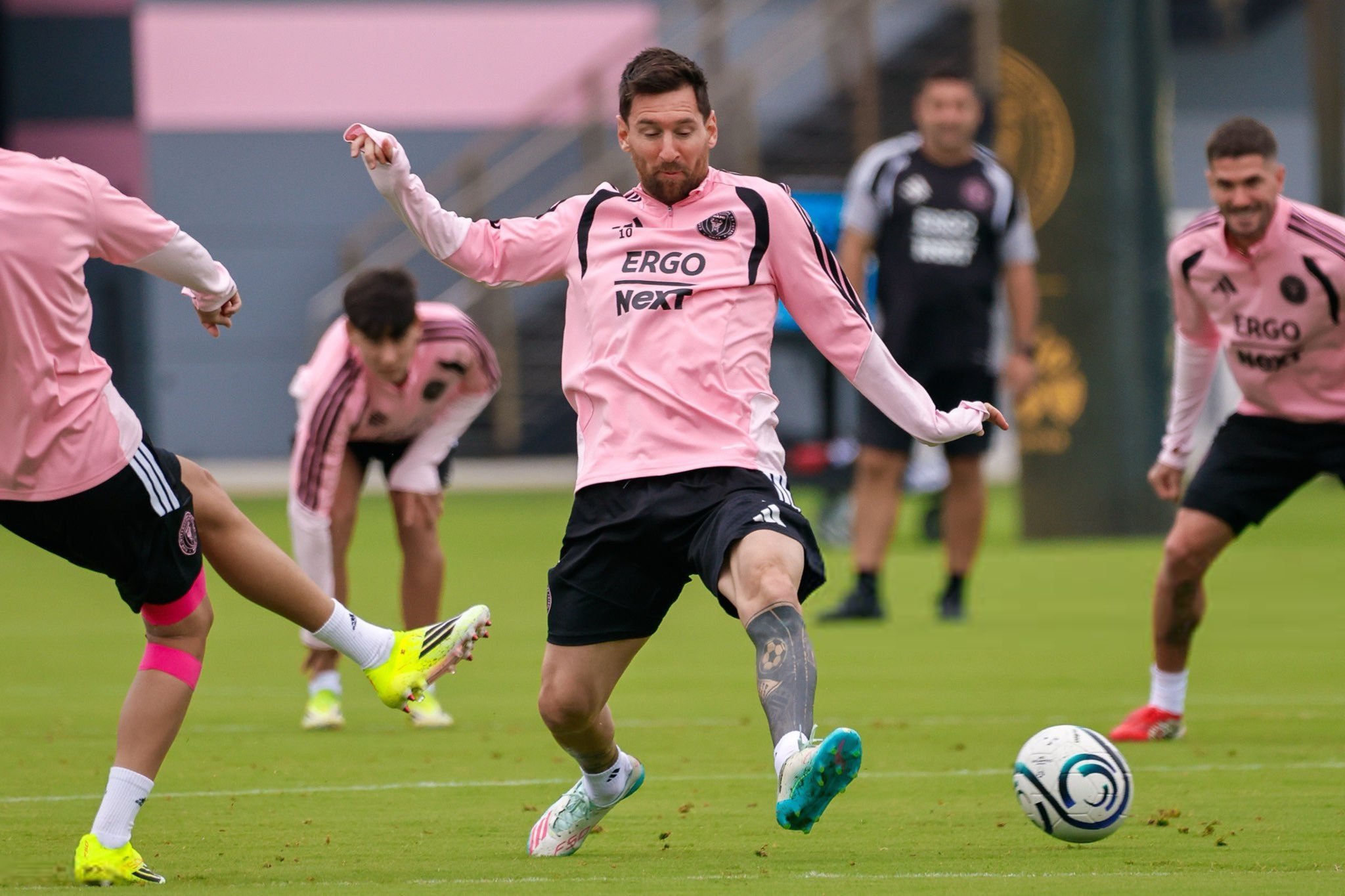 今日份梅梅训练照2026.03.19周四早上07:00中北美冠军杯1/8决赛次回