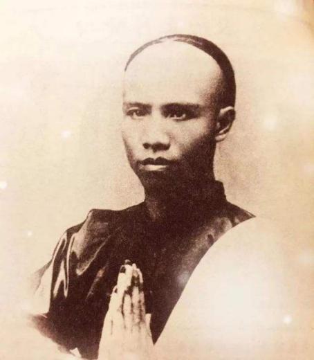 谭嗣同之死：其父未救他实是不想救？老仆为其收尸，其妻想殉情。1898年9月28日