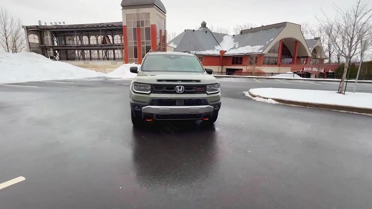 2027款本田飞行员真的太戳我了！
硬朗造型配上大七座，空间感直接拉满，不管是家