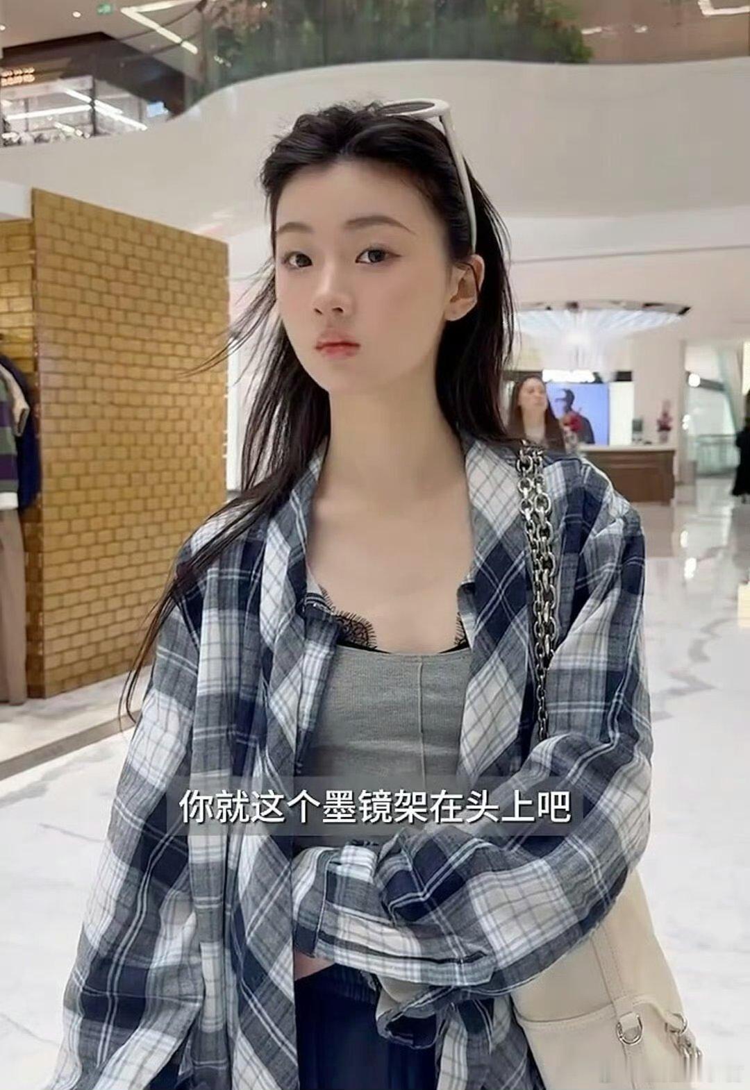 单依纯淡妆，确实好看 ​​​
