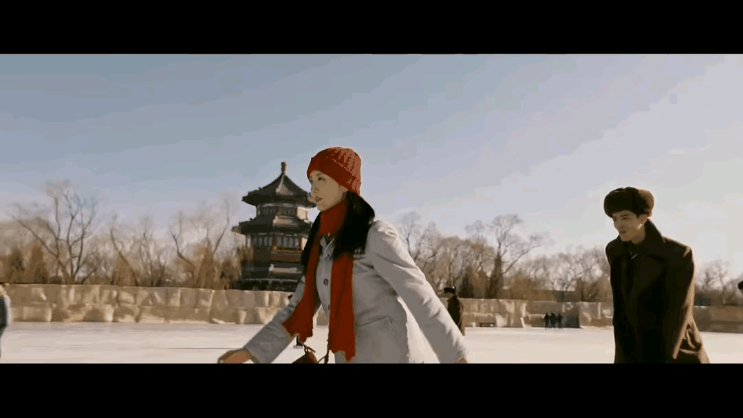 看似风流的却是个正经的，看似高傲的却是个物质的。

这就是小惠与贺红岭的区别。
