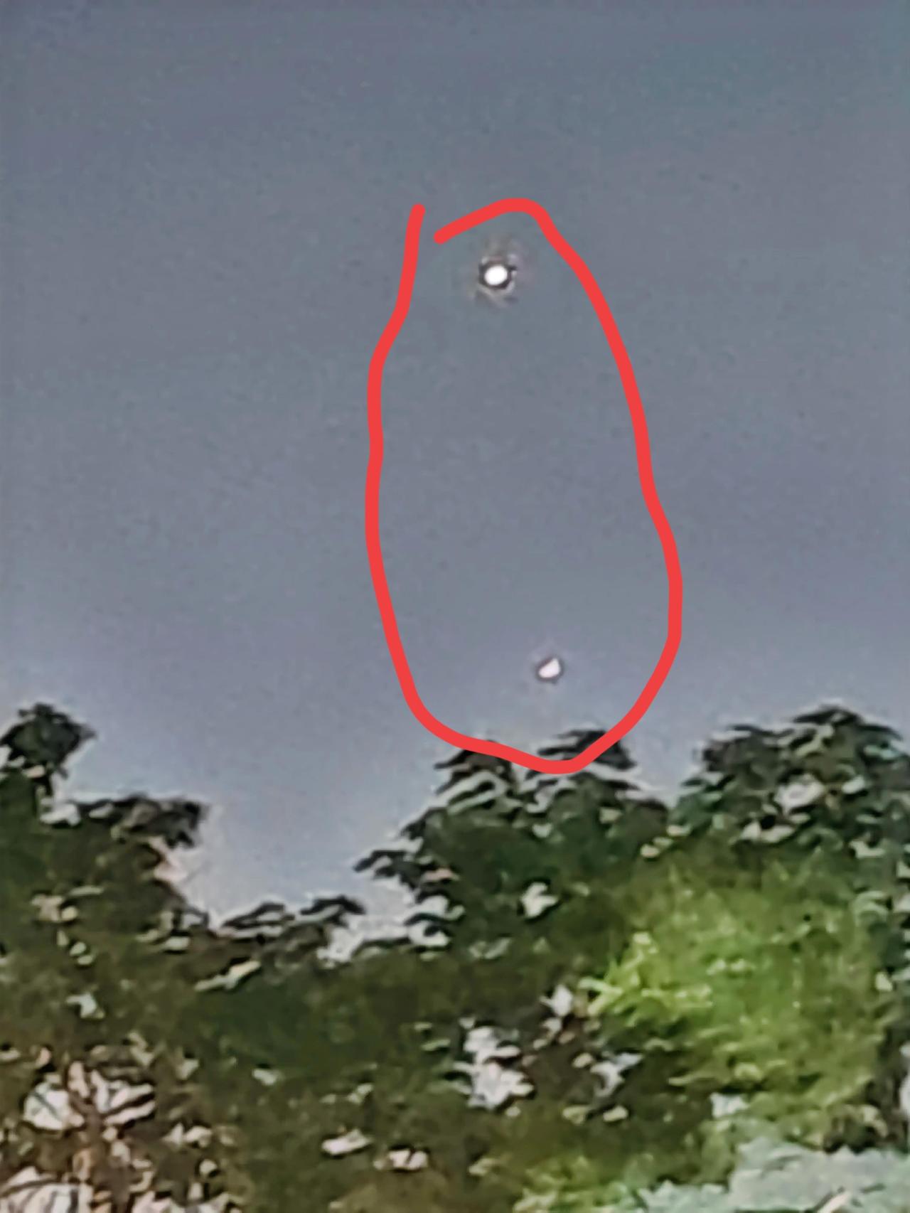 文曲星要下凡？
不知道大家最近注意到没有，最近几天晚上8点后的西北天际，看上去目