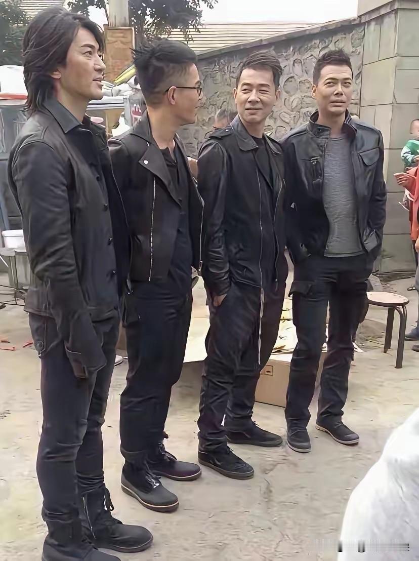 这四个人的名字，谁还记得？我只想起了陈小春。