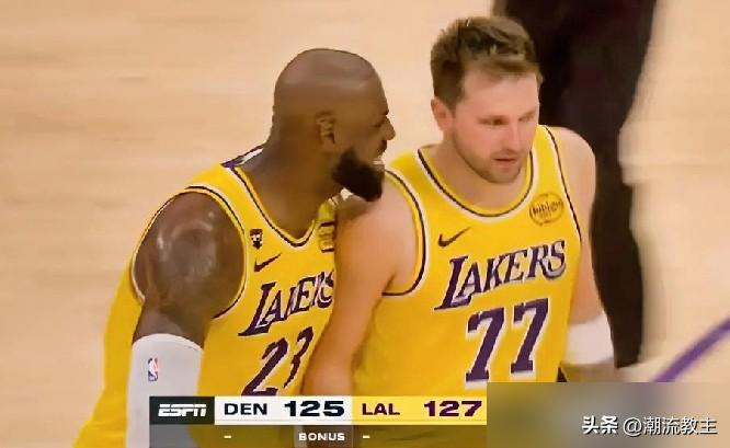 詹姆斯拿着五千多万年薪，却被湖人摆上了货架。科比当年的顶薪退役巡演，哪去了？