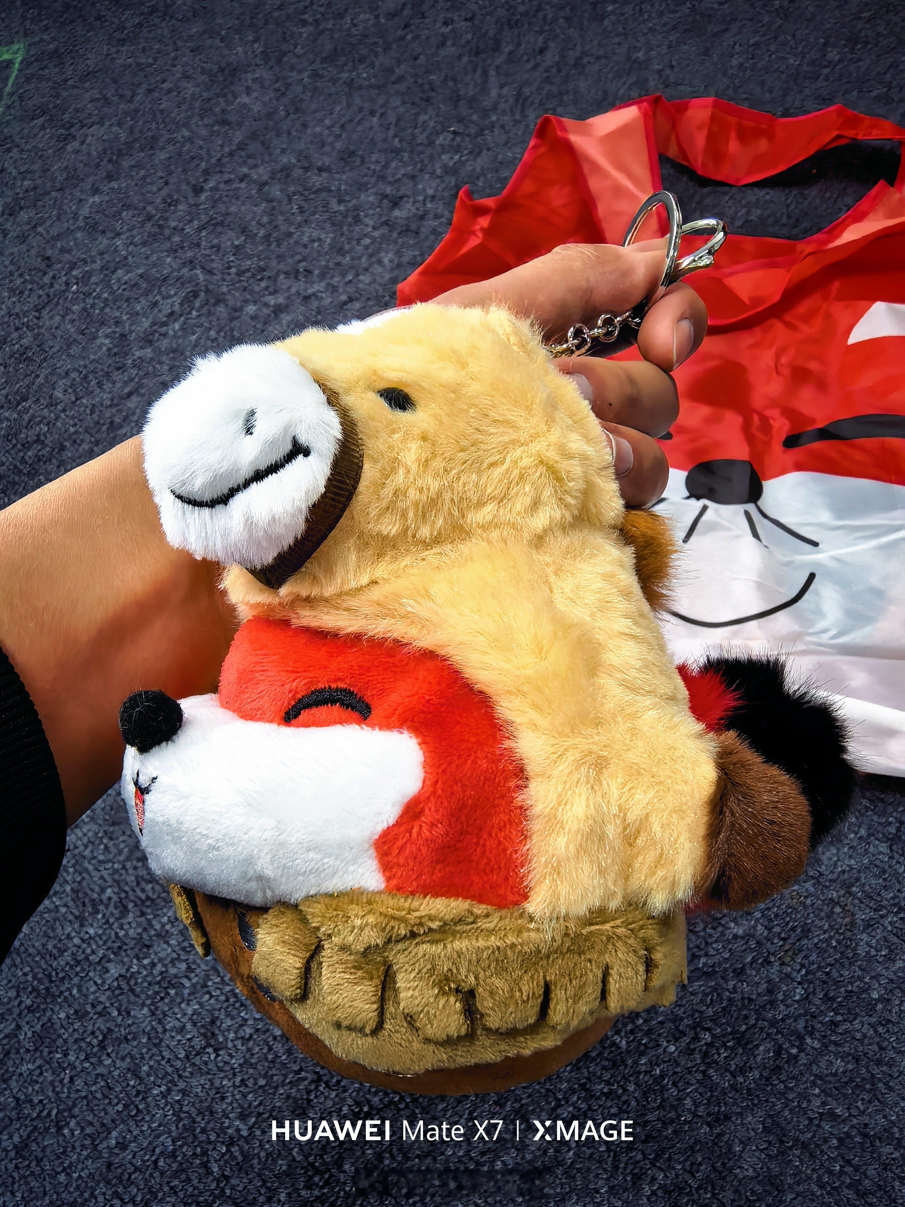 【抽奖！】搜狐创意周边【评论区】找位眼熟的【铁粉及以上】抽了~【3月26号】开，