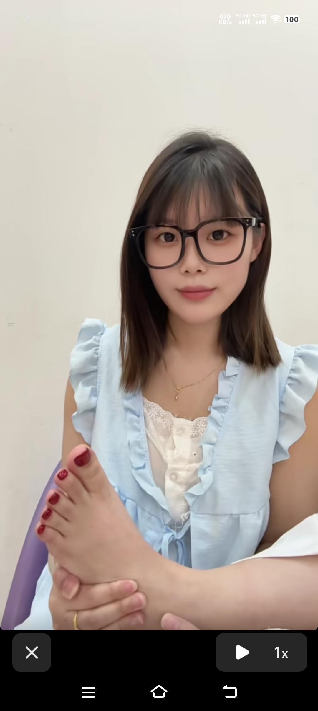 元气少女，甜美穿搭，清新自然，元气满满！🌟💖