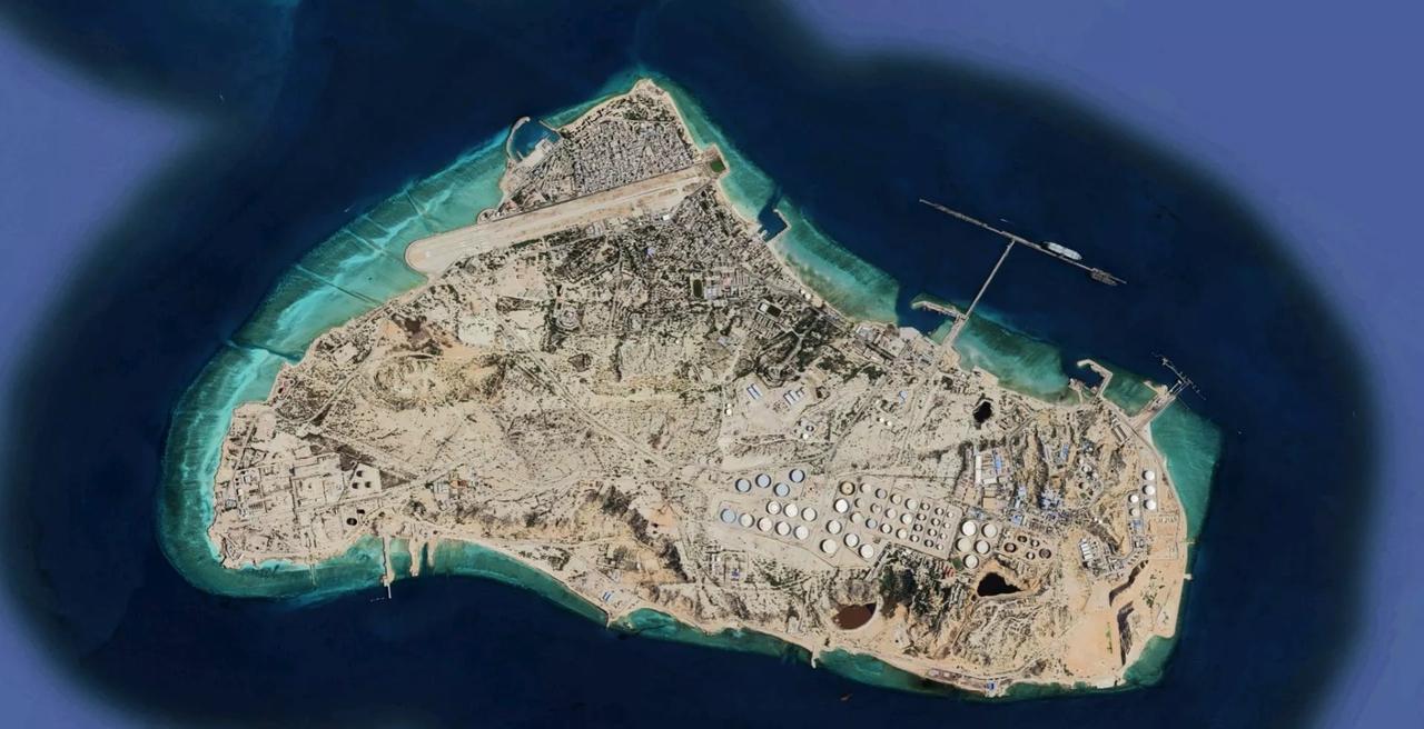 塔斯社报道，当地时间16日，伊朗伊斯兰革命卫队海军新任司令格里西表示，德黑兰正在