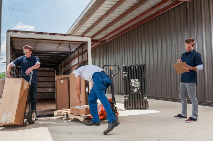 统一大业这是要临近了？欧美企业纷纷撤离台岛，台媒却在自我安慰称不用担心！近半年来