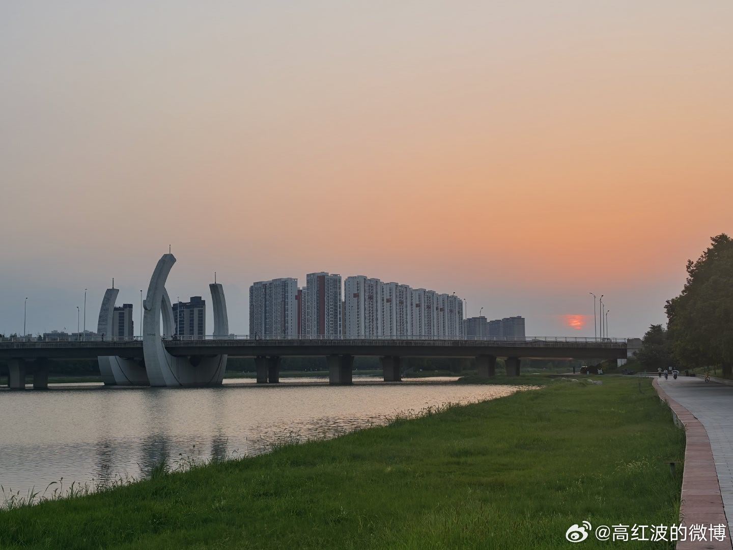 傍晚散步🏃🏃 