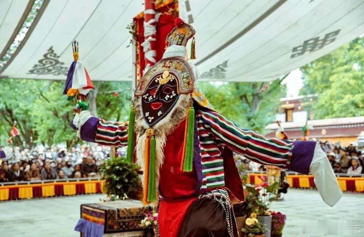 好评西藏 西藏真的是一个很漂亮的地方，在这里不仅能够看到了非常雄壮的雪山，也能够