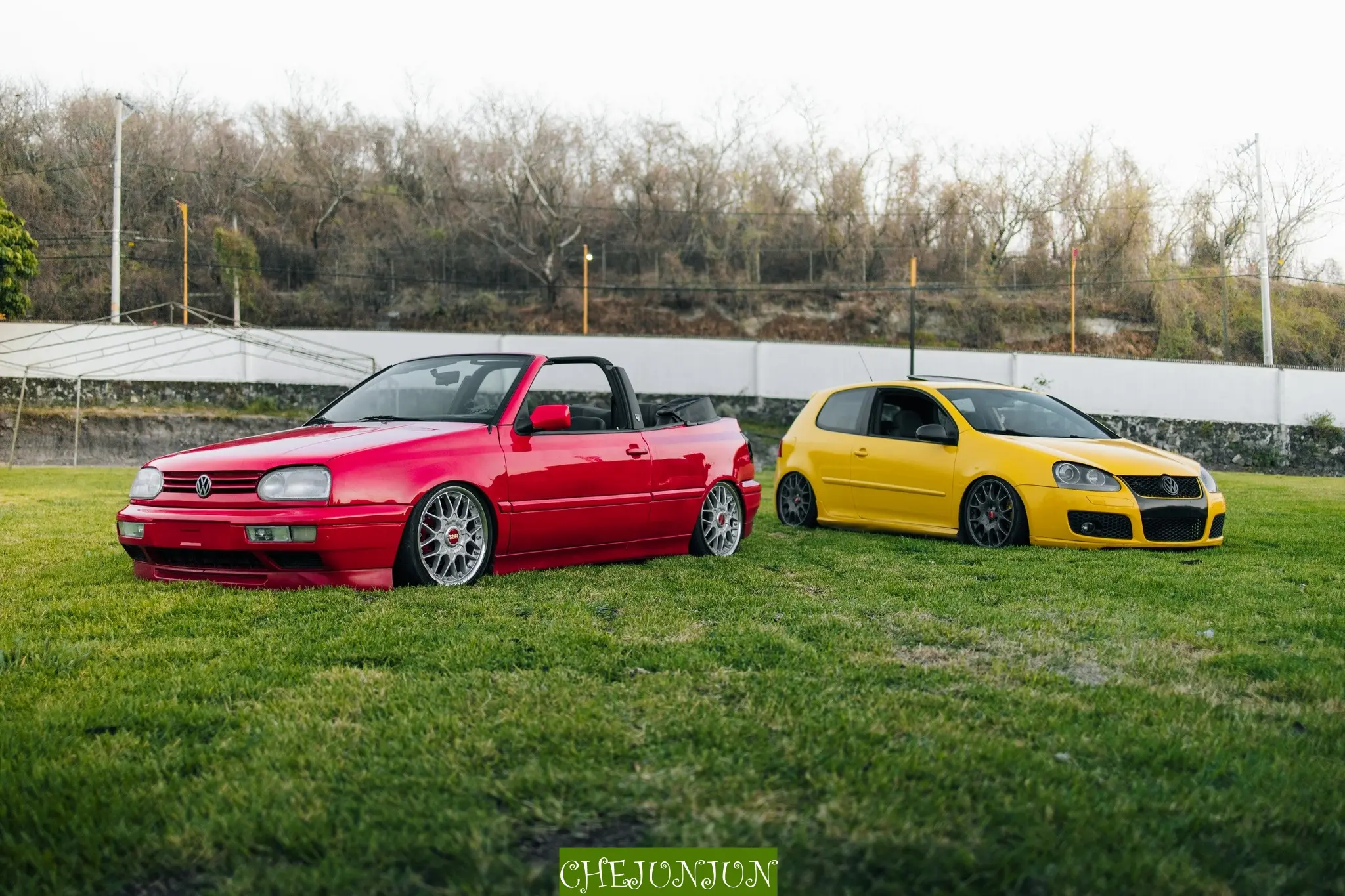 小红和小黄。G O L F _ C A B R I O & G O L...
