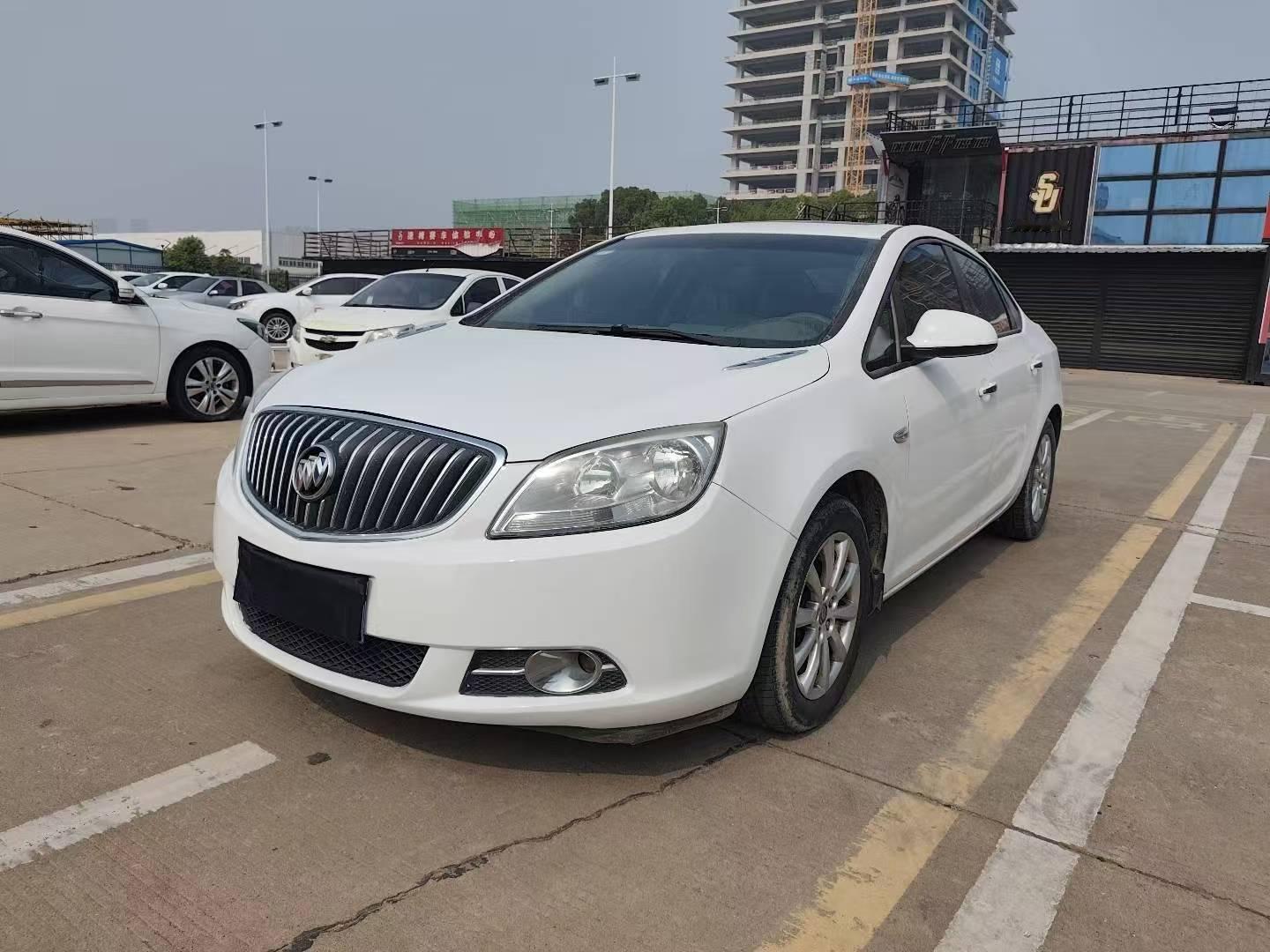 小小英朗收拾完毕 2014年上牌一手车1.6L自动挡带天窗 11万多公里原版车况