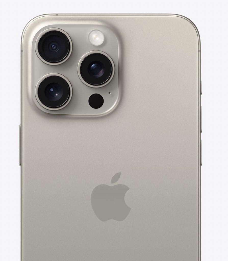 iPhone如果只把摄像头本身做凸出，不好看吧。