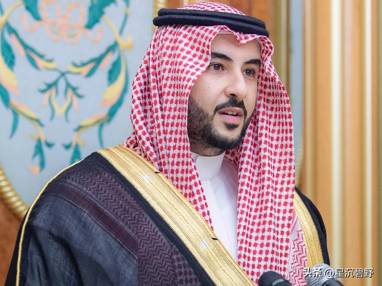 沙特王储穆罕默德·本·萨勒曼（MBS）回应特朗普所谓“亲我的屁股”的话，说沙特“