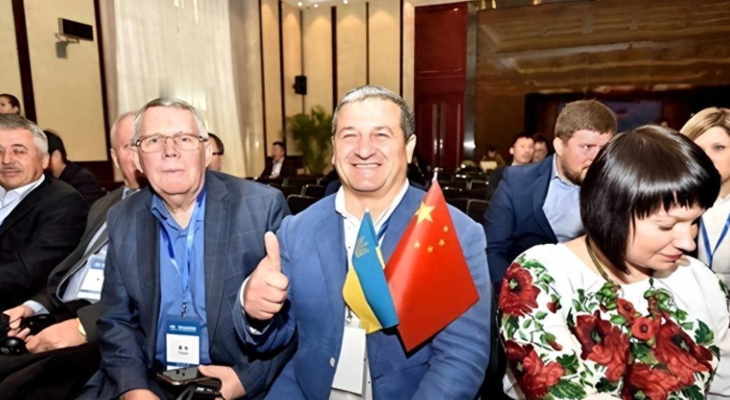 *乌克兰独立后，大量科学家被中国“接纳”。而这些科学家来到中国后，不少人第一个要