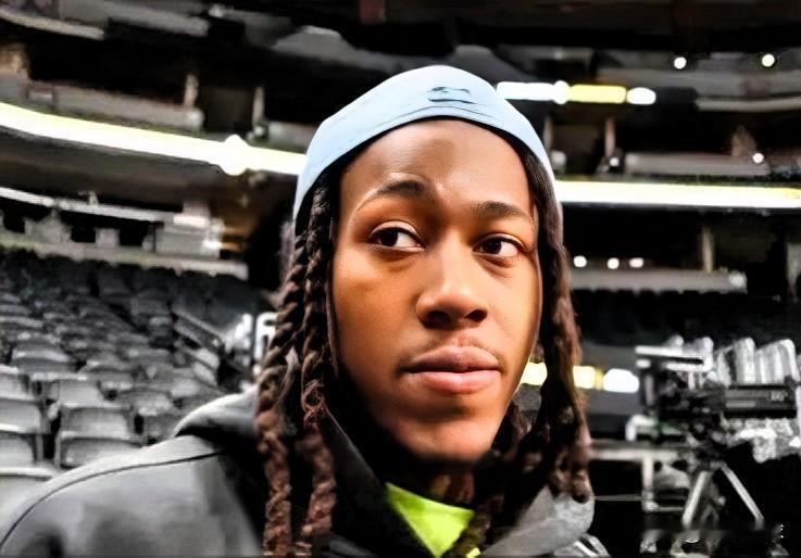 森林狼替补奇兵多森姆终于说出了心里话！

今年季后赛最让人眼前一亮的球员，绝对是